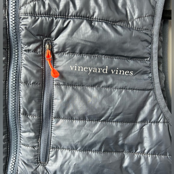 Men’s Navy Vineyard Vines Puffer Vest - Picture 3 of 5